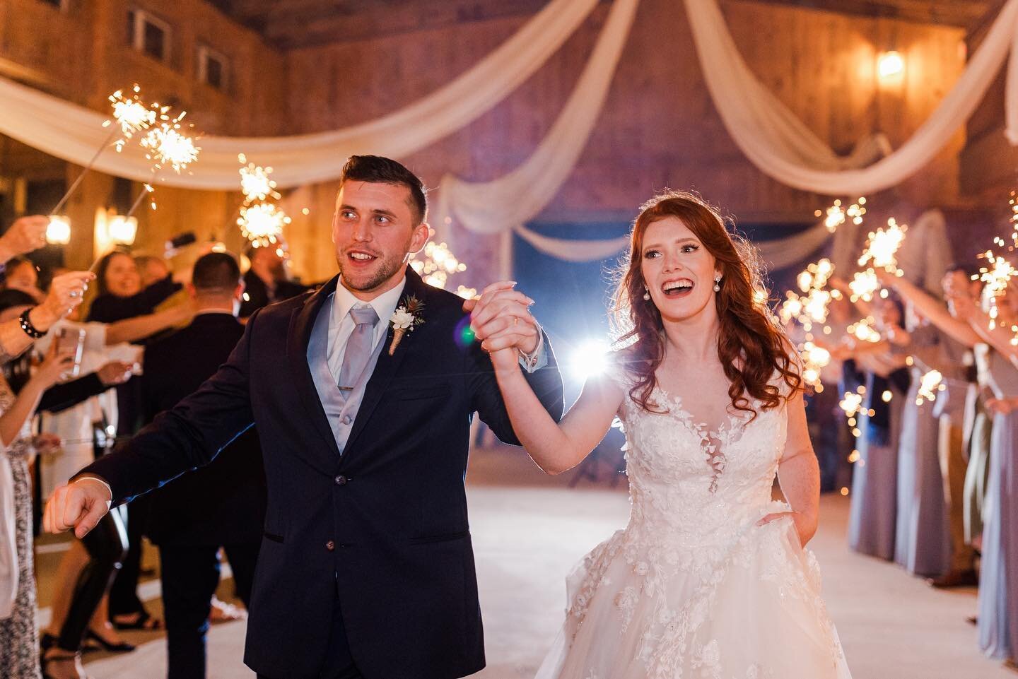 That &ldquo;just married&rdquo; feeling 😍✨